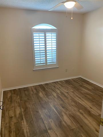Building Photo - 505 Briar Creek Dr