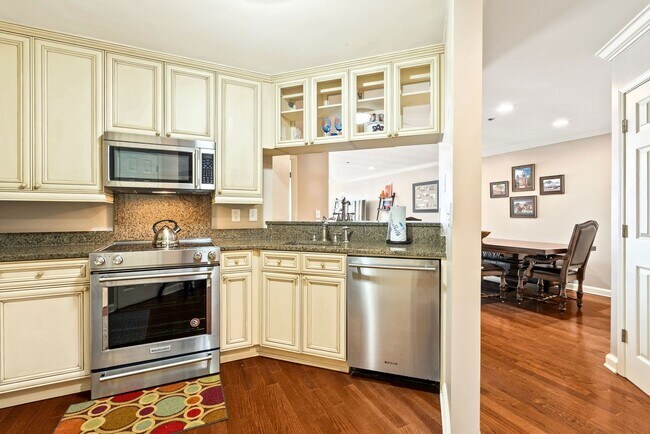 Building Photo - Magnolia Plaza -145 E. Magnolia, Unit 311