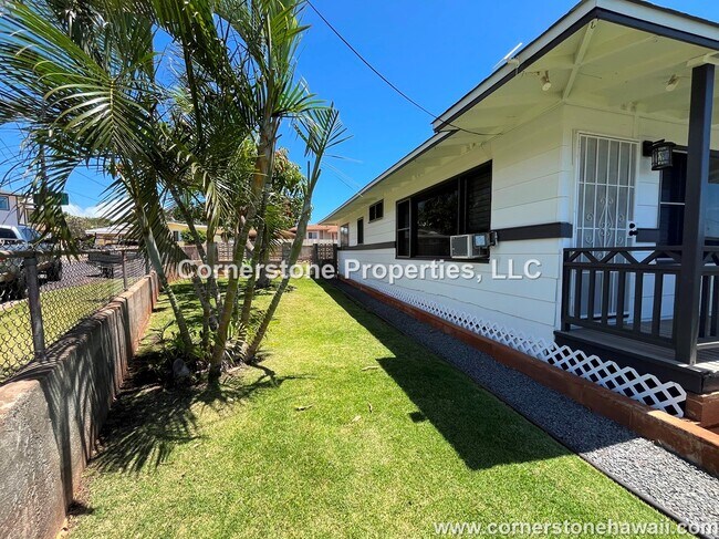 Building Photo - 92-772-772 Paala Loop