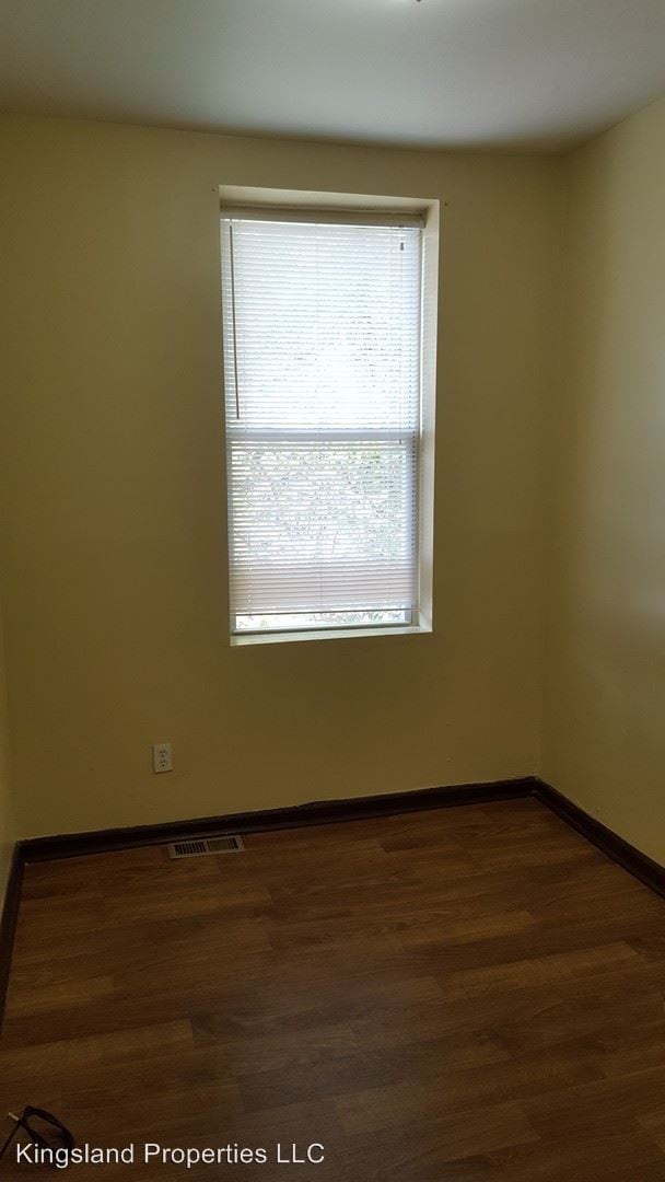 Building Photo - 2153 Stansbury St