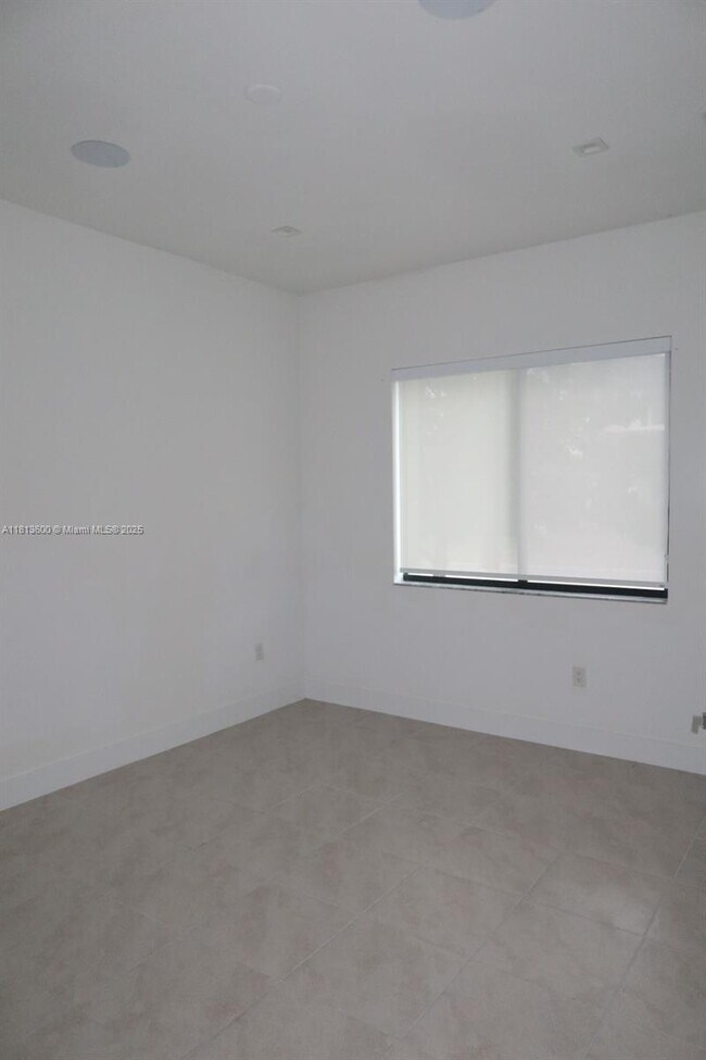 Foto del edificio - 8037 NW 46th Terrace