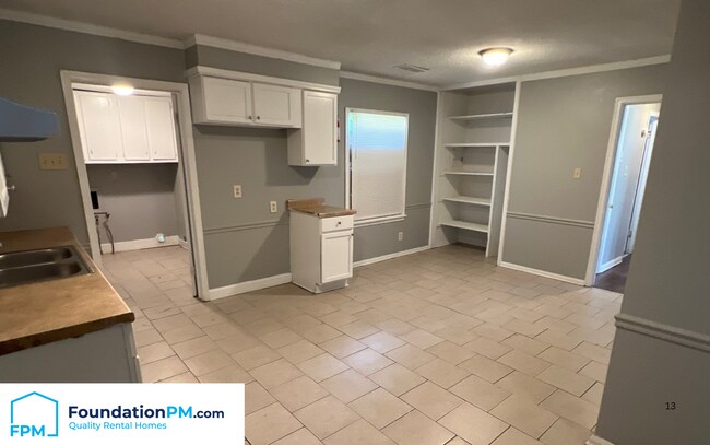 Building Photo - 5111 Darlington Dr