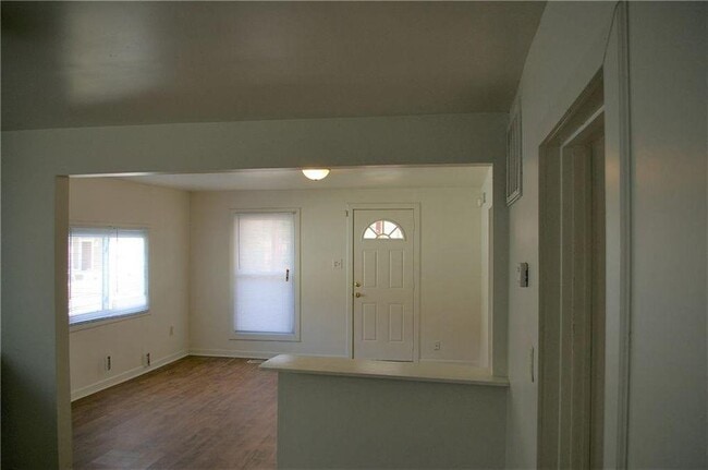 Building Photo - 2446 S RYBOLT AVENUE