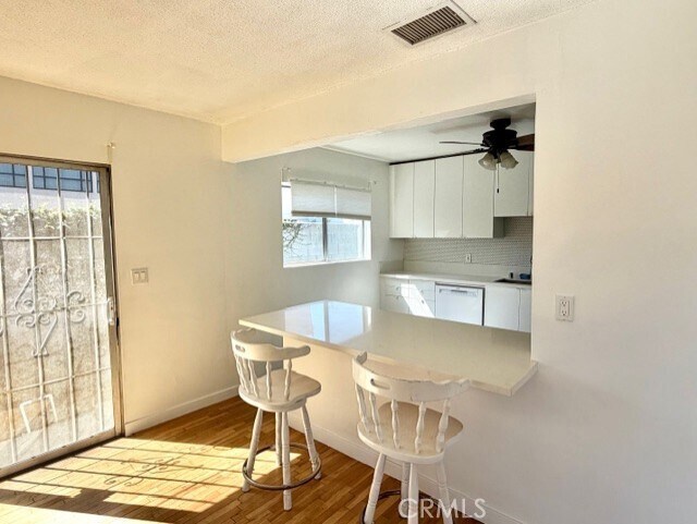 Foto del edificio - 964 W 2nd St