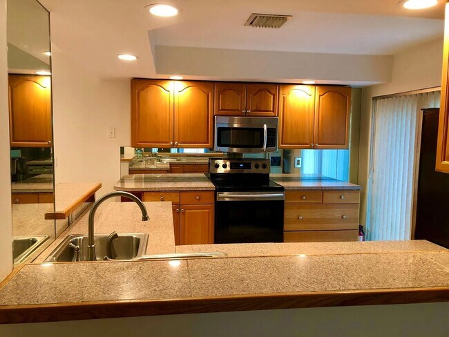 Foto del edificio - 3221 NE 15th St