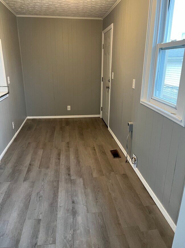 Foto del edificio - 2409 Hilton Ave