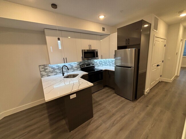 Foto del edificio - 713 N 42nd St