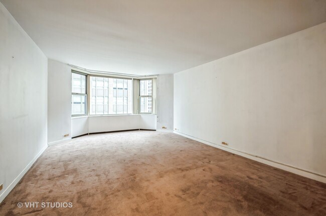 Building Photo - 535 N Michigan Ave