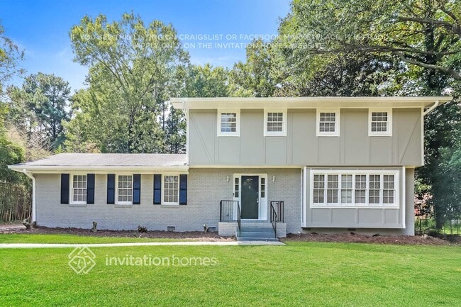 Building Photo - 4906 Happy Hollow Rd