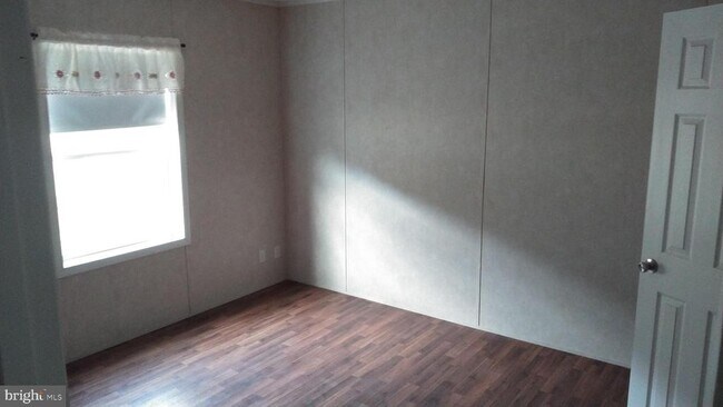 Foto del edificio - 510 School Rd