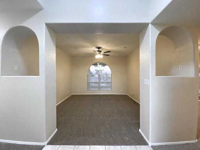 Foto del edificio - COMING SOON - Enchanted Hills - 4BR/2Bath