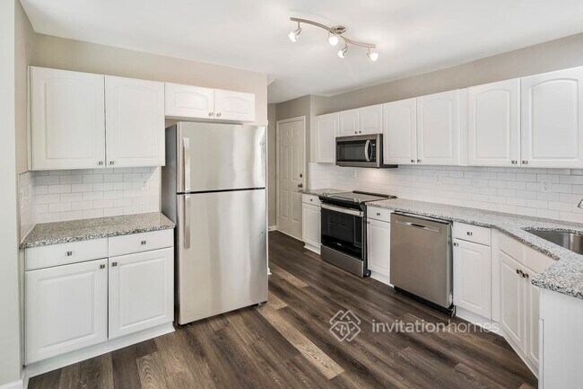 Foto del edificio - 6634 Autumn Gate Ln