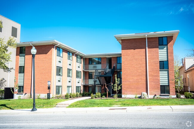 EXTERIOR - theURBIE
