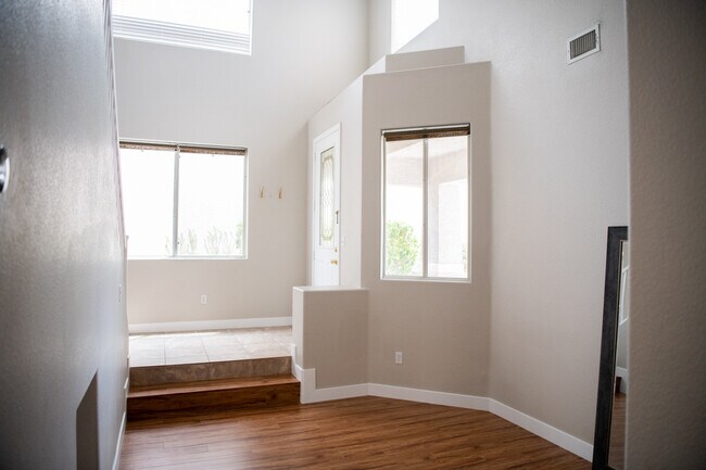 Building Photo - 6744 Pastel Camellia St