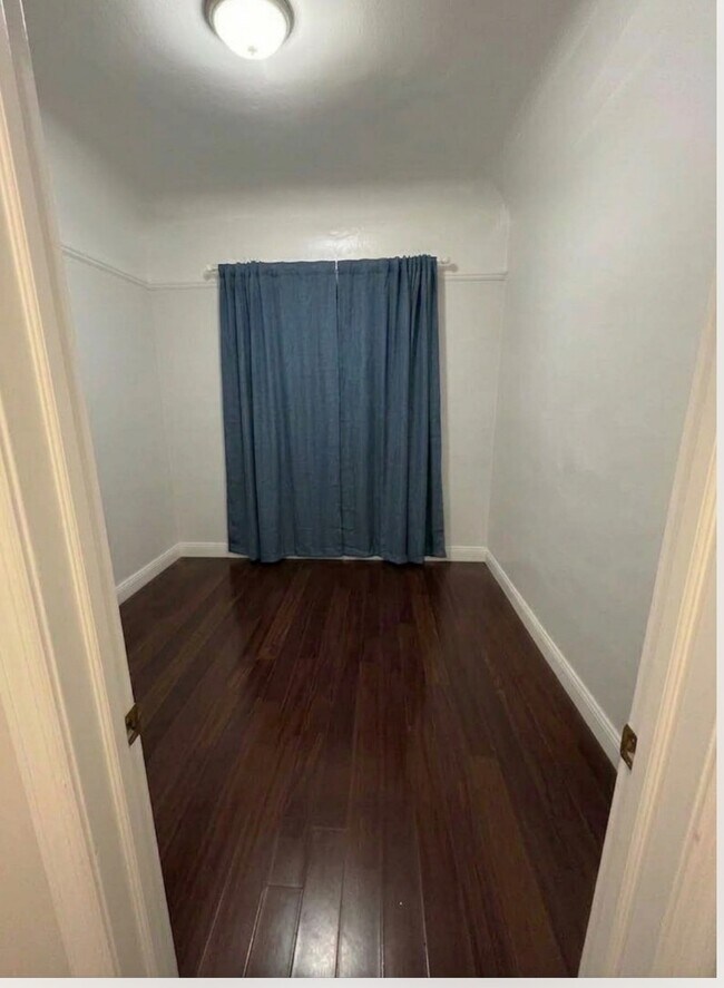 Foto del edificio - 2059 Berkeley Way