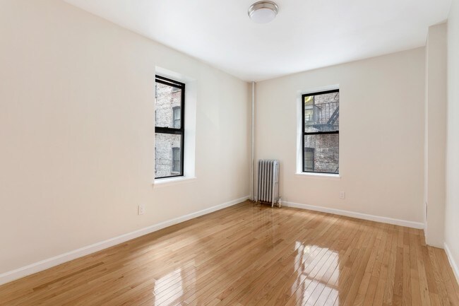 Foto del edificio - 64 Hillside Ave