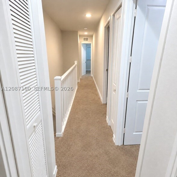 Foto del edificio - 2735 SW 81st Terrace