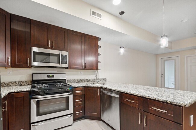 Foto del edificio - 1408 Willington St