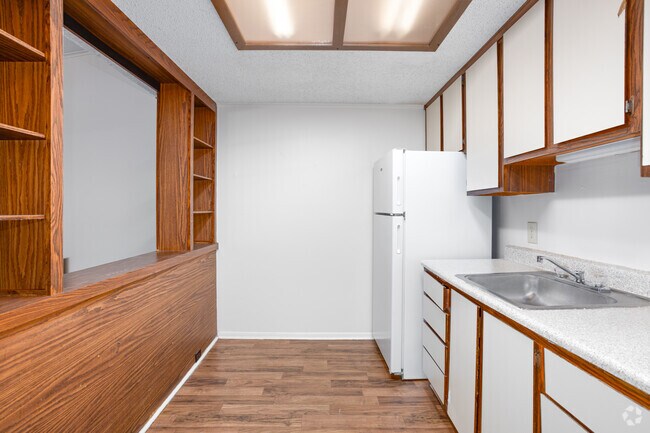 1 dormitorio, 1 baño - 676 pies cuadrados - Cocina - Poplar Springs Apartments