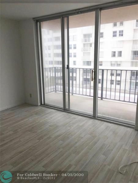 Foto del edificio - 101 Briny Ave