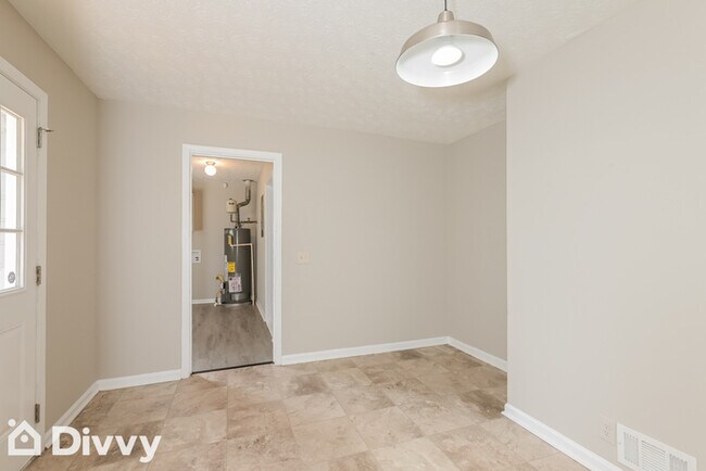 Building Photo - 1756 Stag Dr NW