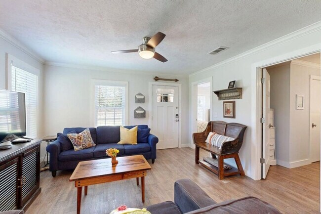 Foto del edificio - 5291 Dymple Ln