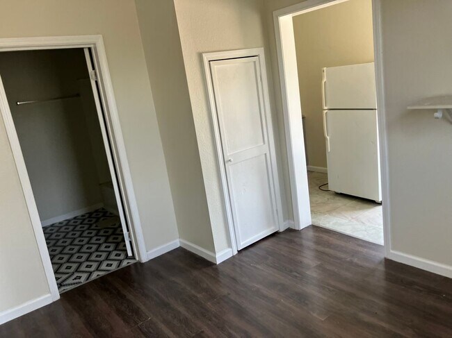 Foto del edificio - 3118 W Gerald Ave