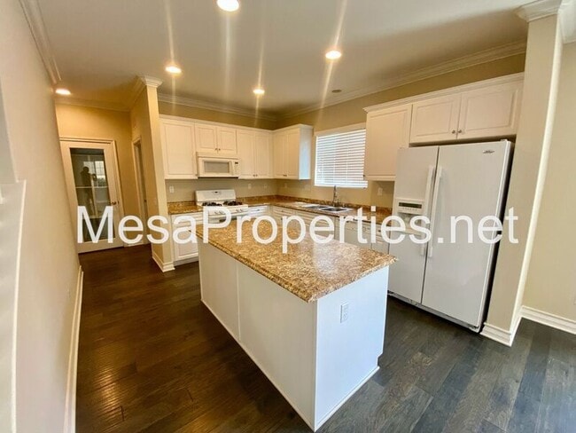 Building Photo - 16215 Compass Ave