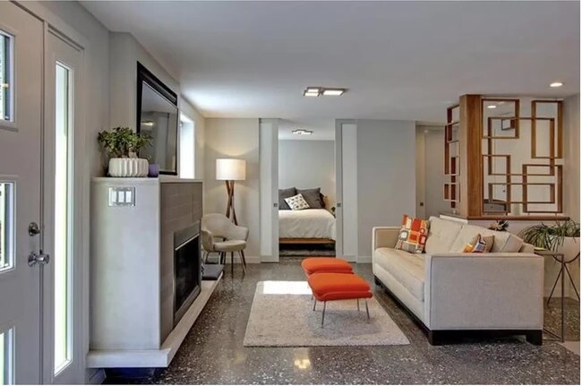 Foto del edificio - 3704 N Longview Ave