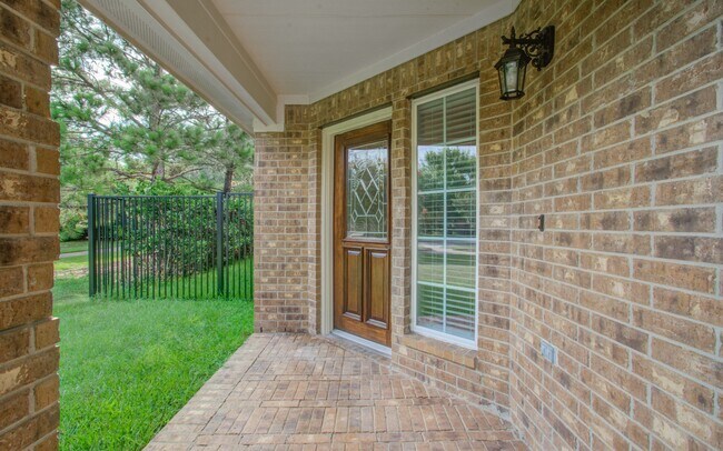 Foto del edificio - 18154 Williams Elm Dr