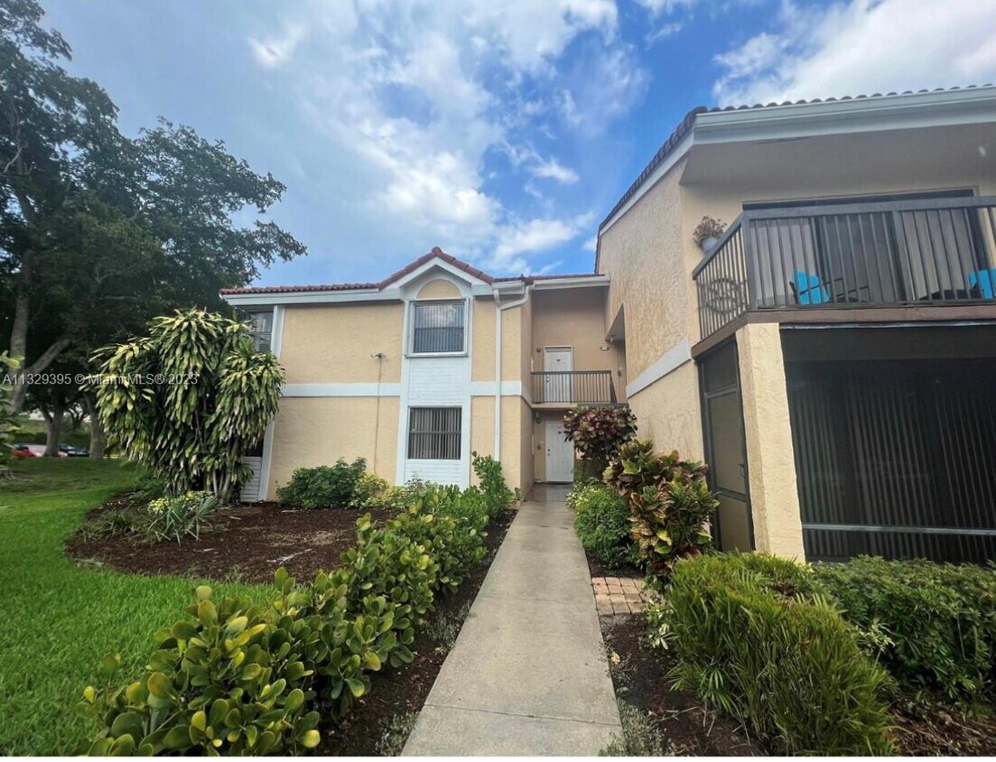 5841 Riverside Dr Unit 101A3, Coral Springs, FL 33067 Condo for Rent