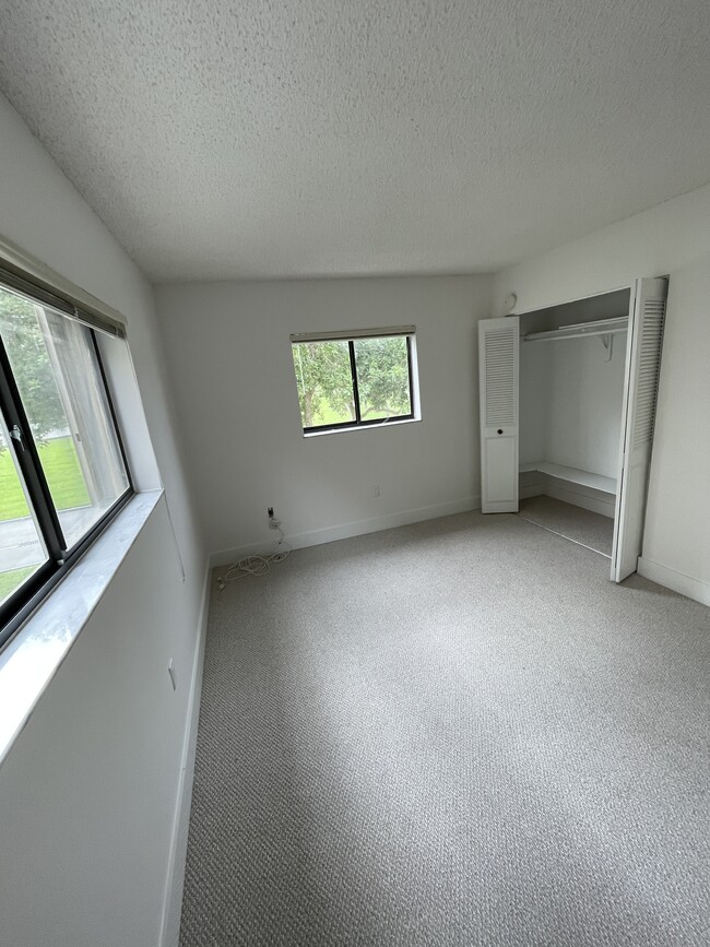 Foto del edificio - 8075 SW 107th Ave