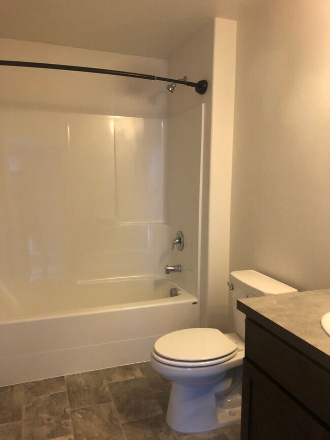 Foto del edificio - New Edgewood Home in Sagecrest Development!