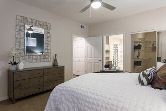Building Photo - The View at Horizon Ridge