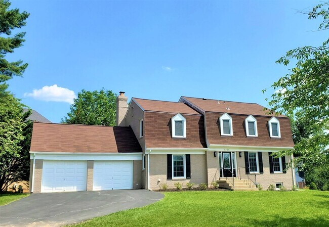 Building Photo - Fabulously Renovated 4 Bedroom, 3.5 Bathroom Home In Close in Potomac!!