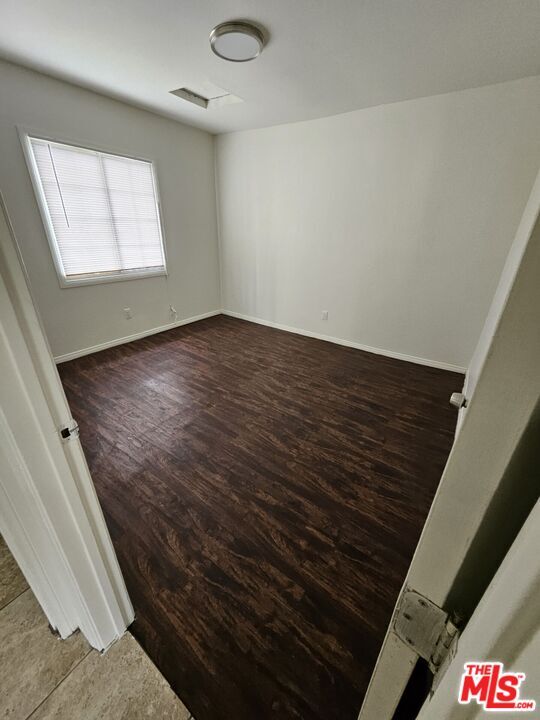 Building Photo - 4044 Woodlawn Ave