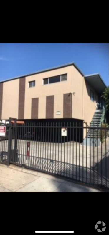 Building Photo - 5853 Virginia Ave
