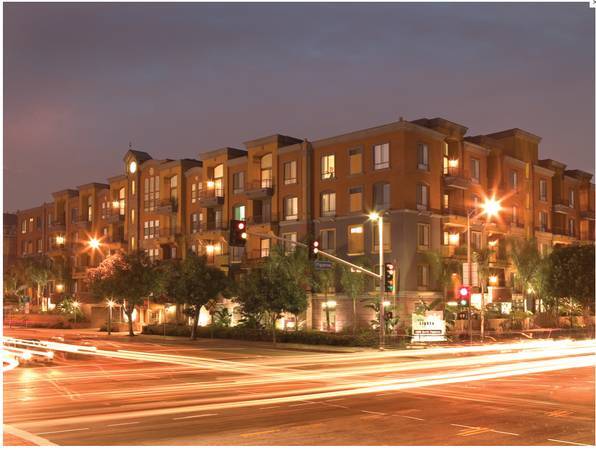 Primary Photo - 1300 S Figueroa St