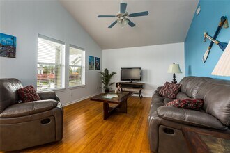 Building Photo - 16530 Bermuda Way