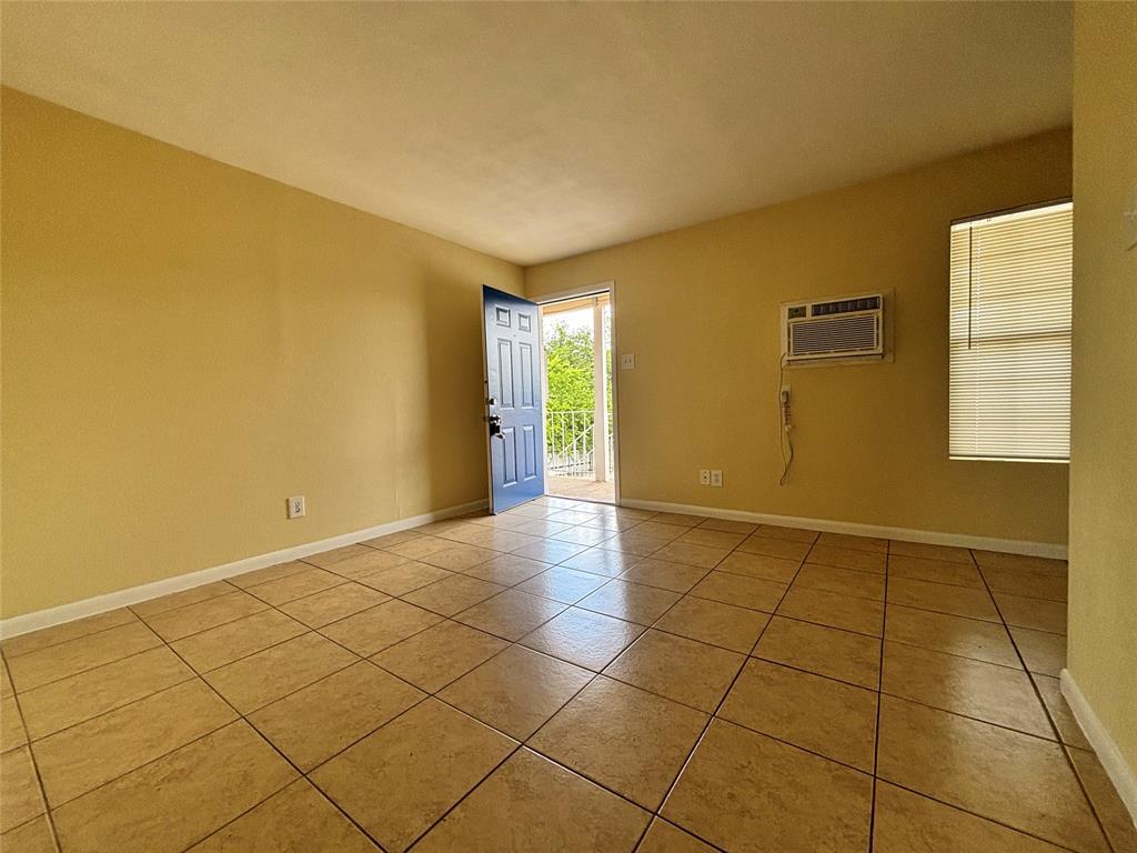 Building Photo - 1206 Bundrant Dr