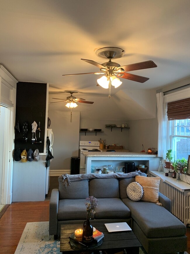 Living Room - 1614 Monument Ave
