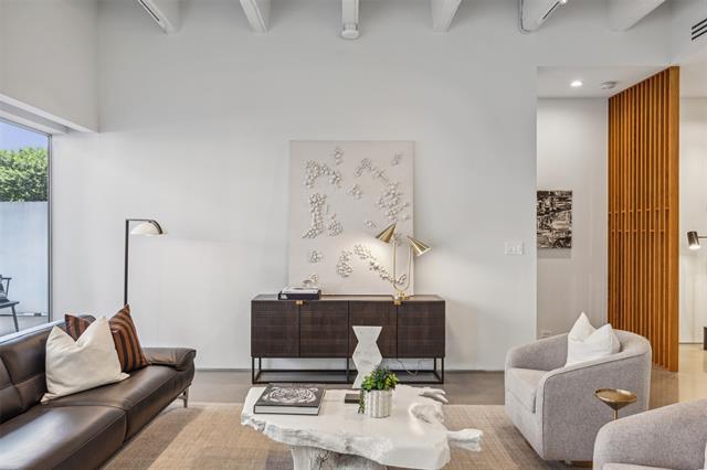 Building Photo - 3601 Turtle Creek Blvd