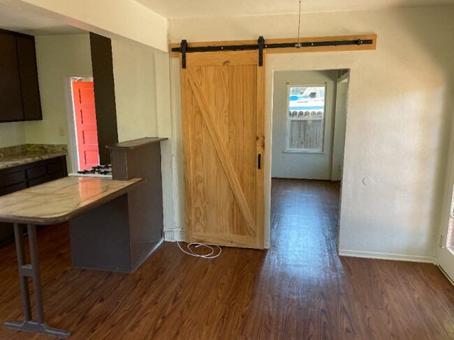 Foto del edificio - 8830 N Ventura Ave