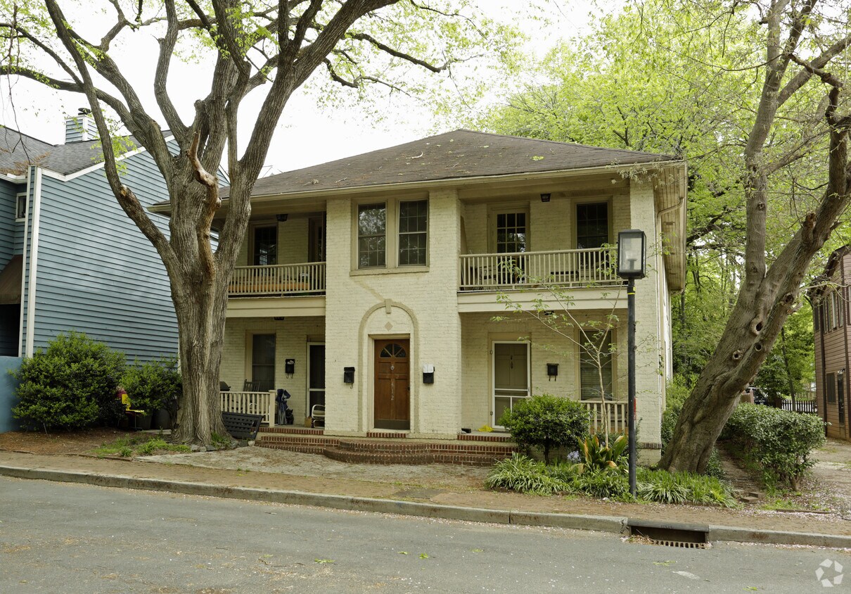 Primary Photo - 412 W 8th St