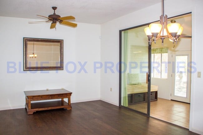 Building Photo - 1754 W Dalehaven Cir