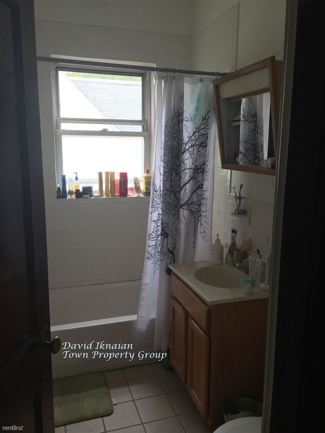 Primary Photo - 161 Summer St