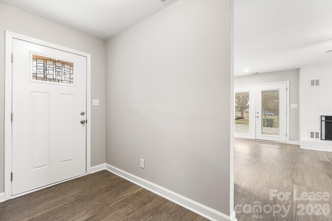 Foto del edificio - 11805 Harrisburg Rd