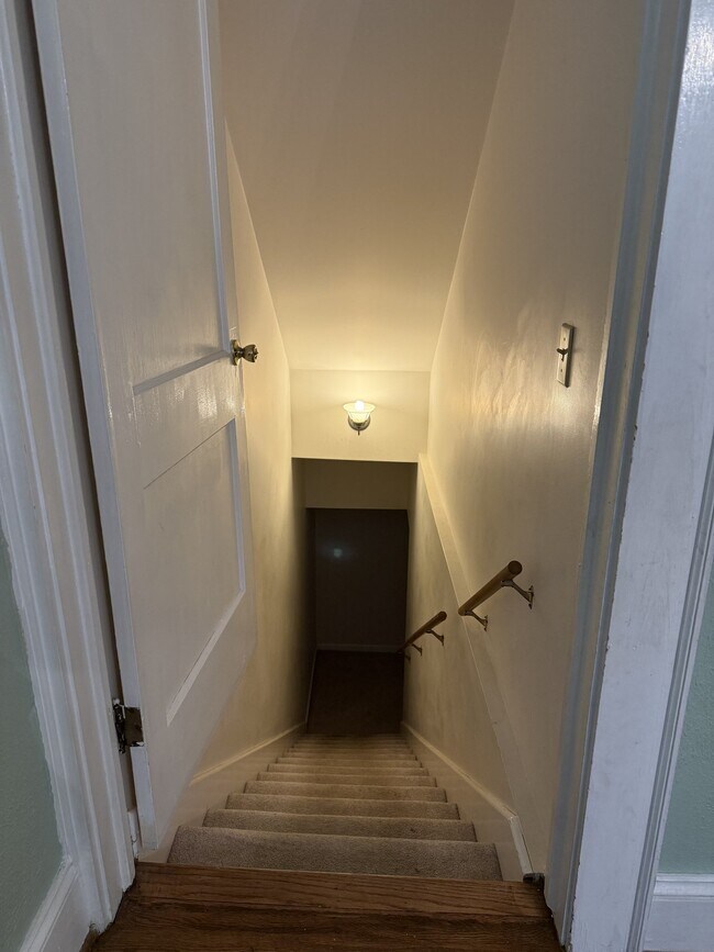 Foto del edificio - 215 N Garden St