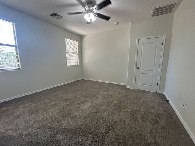 Building Photo - 4425 E Los Altos Dr