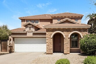 Building Photo - 2550 W Gaby Rd